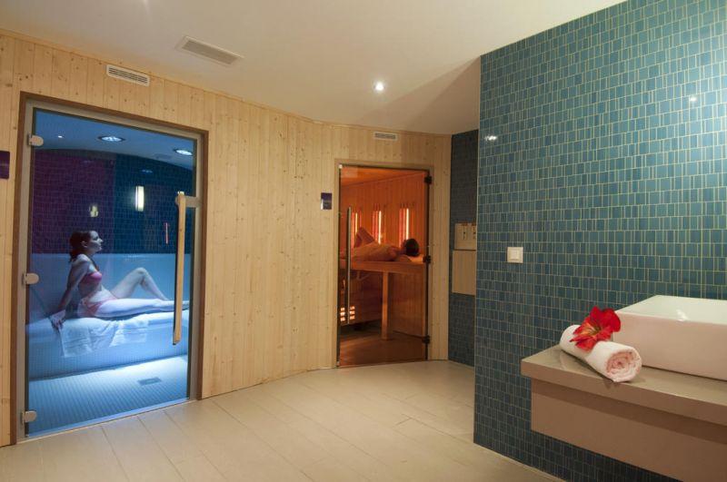 Residence Haguna 3*