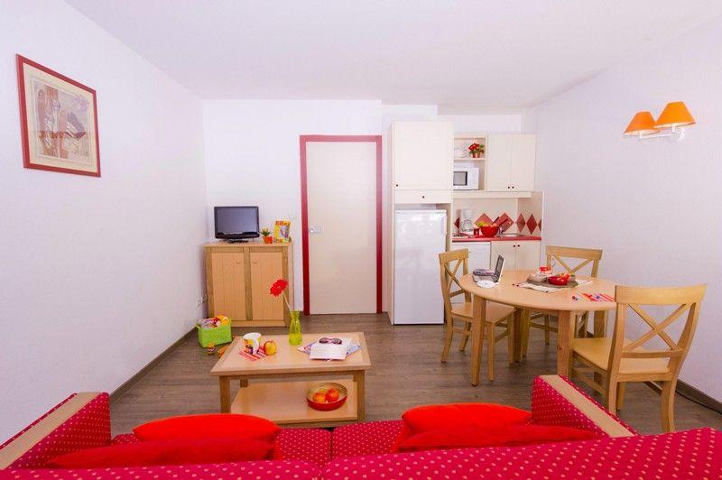 Residence La Riviere 3*