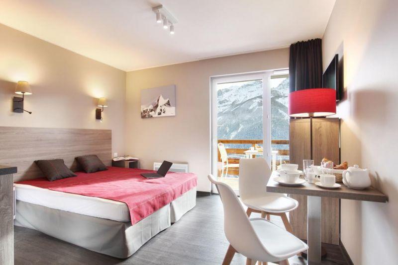 Residence Le Hameau De Praroustan 2*