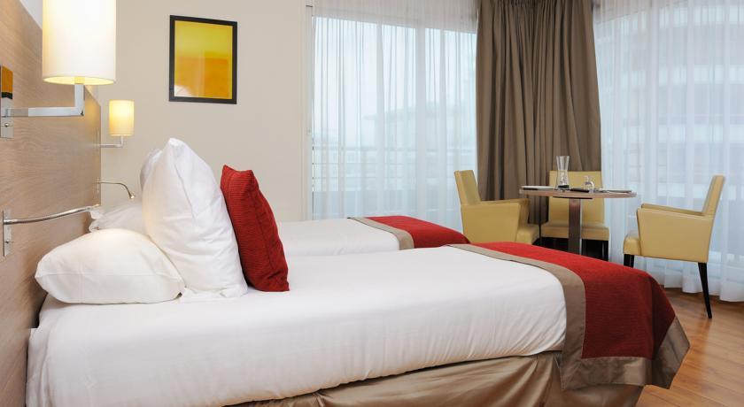 Residhome Bois Colombes Monceau 3*