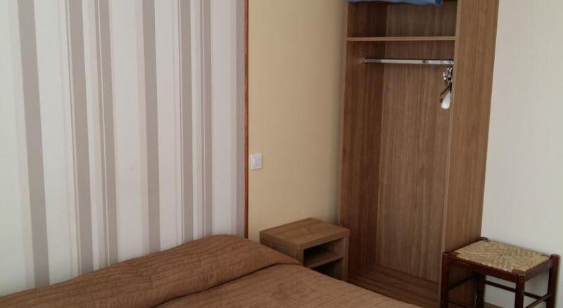 Du Roi Rene 2*