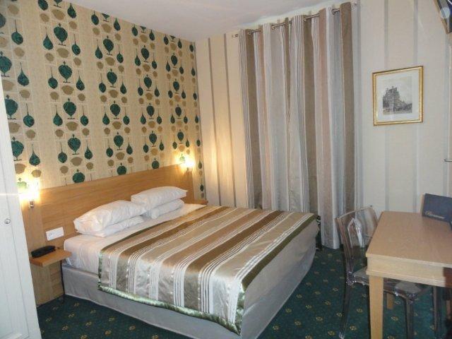 Romance Malesherbes 3*