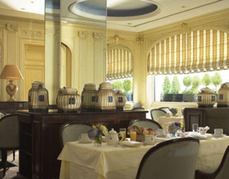 Royal Saint Honore 4*