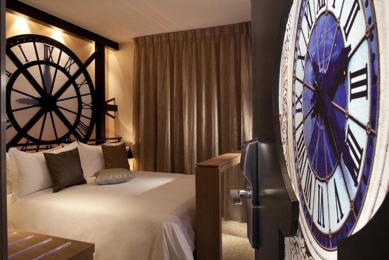 Secret De Paris 4*