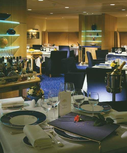 Sheraton Paris Airport Hotel & Conference Centre 4*