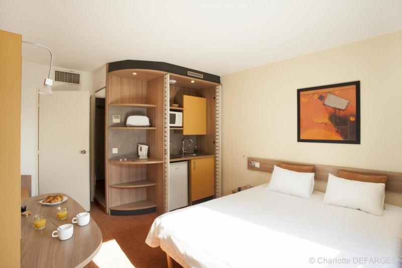 Canal Suites (Ex. Suite Home Paris Porte De Pantin) 3*