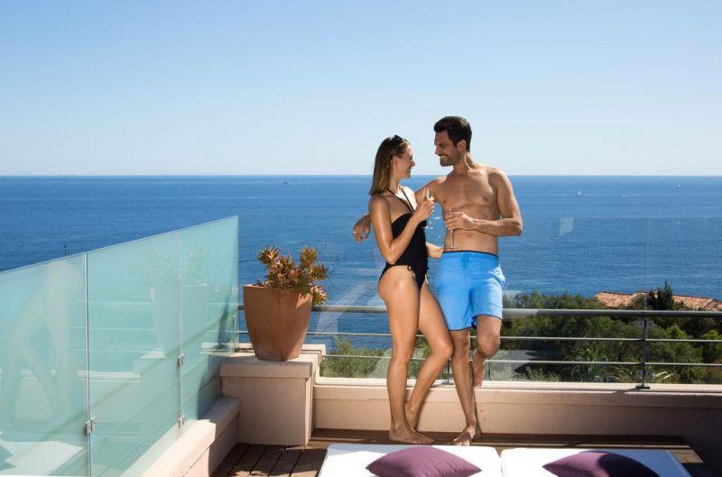 Tiara Yaktsa Cannes 4*
