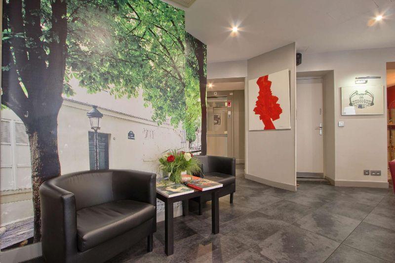 Timhotel Montmartre 2*