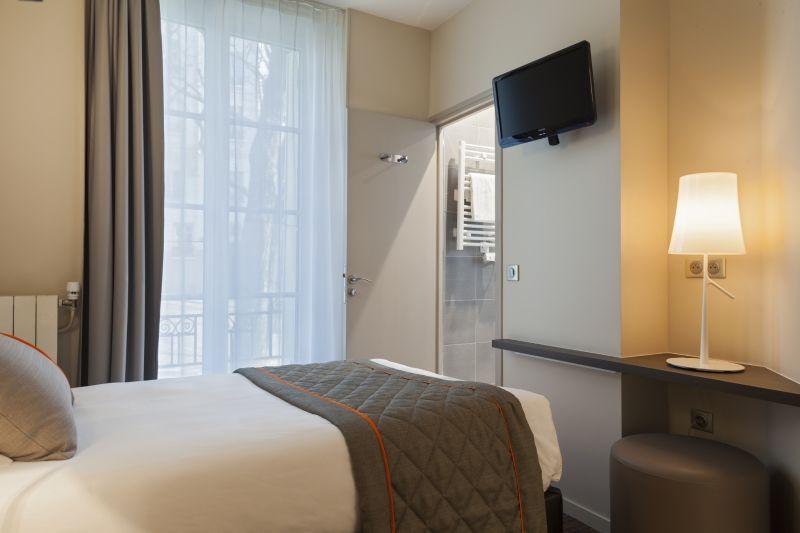 Timhotel Montmartre 2*