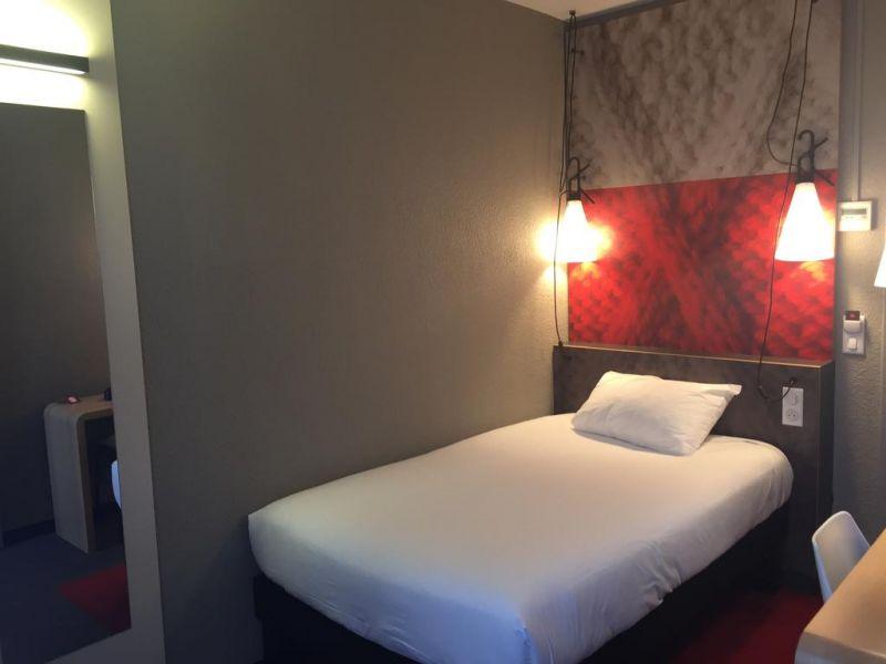 Ibis Clichy Centre Mairie (Ex. Timhotel Paris Clichy) 3*