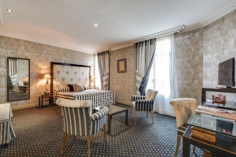 Villa Lutece Port Royale 4*