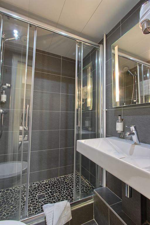 Villa Margaux Opera Montmartre 3*