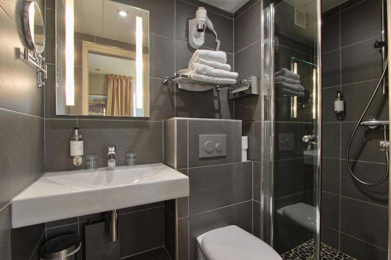 Villa Margaux Opera Montmartre 3*