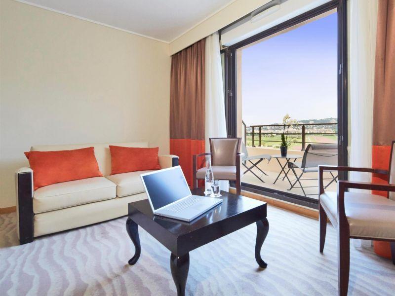 Golden Tulip Villa Massalia 4*