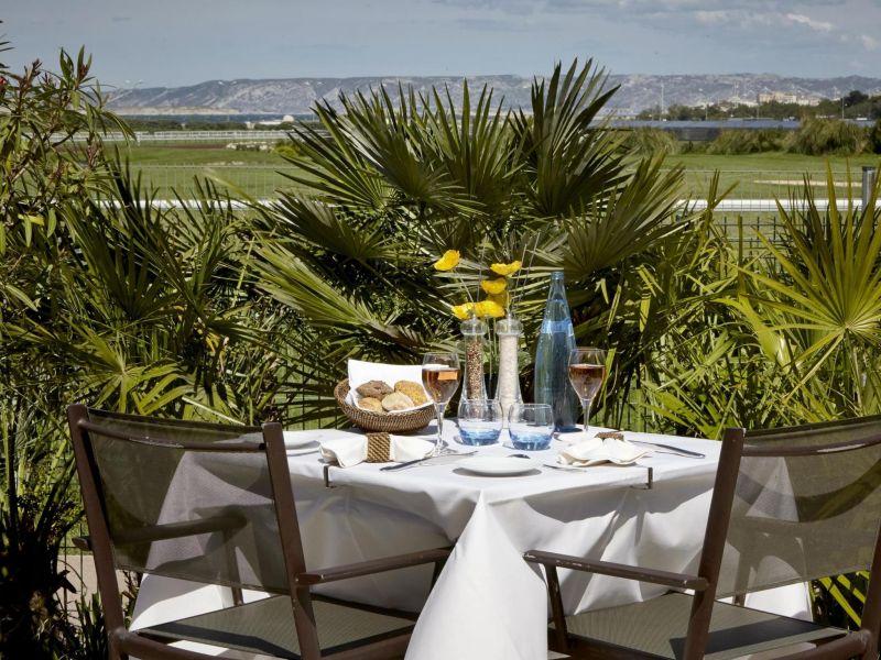 Golden Tulip Villa Massalia 4*
