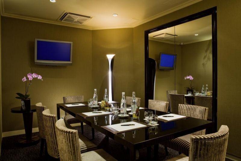 Warwick Paris (Ex. Warwick Champs Elysees) 4*