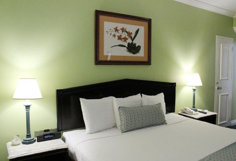 Knutsford Court Hotel 3*