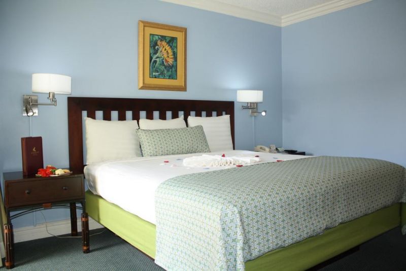 Knutsford Court Hotel 3*