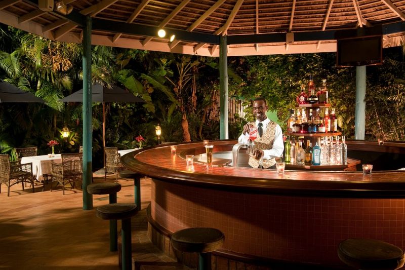 Sandals Inn 4*