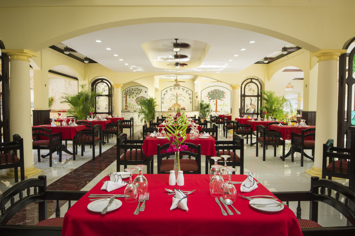 Seagarden Beach Resort 4*