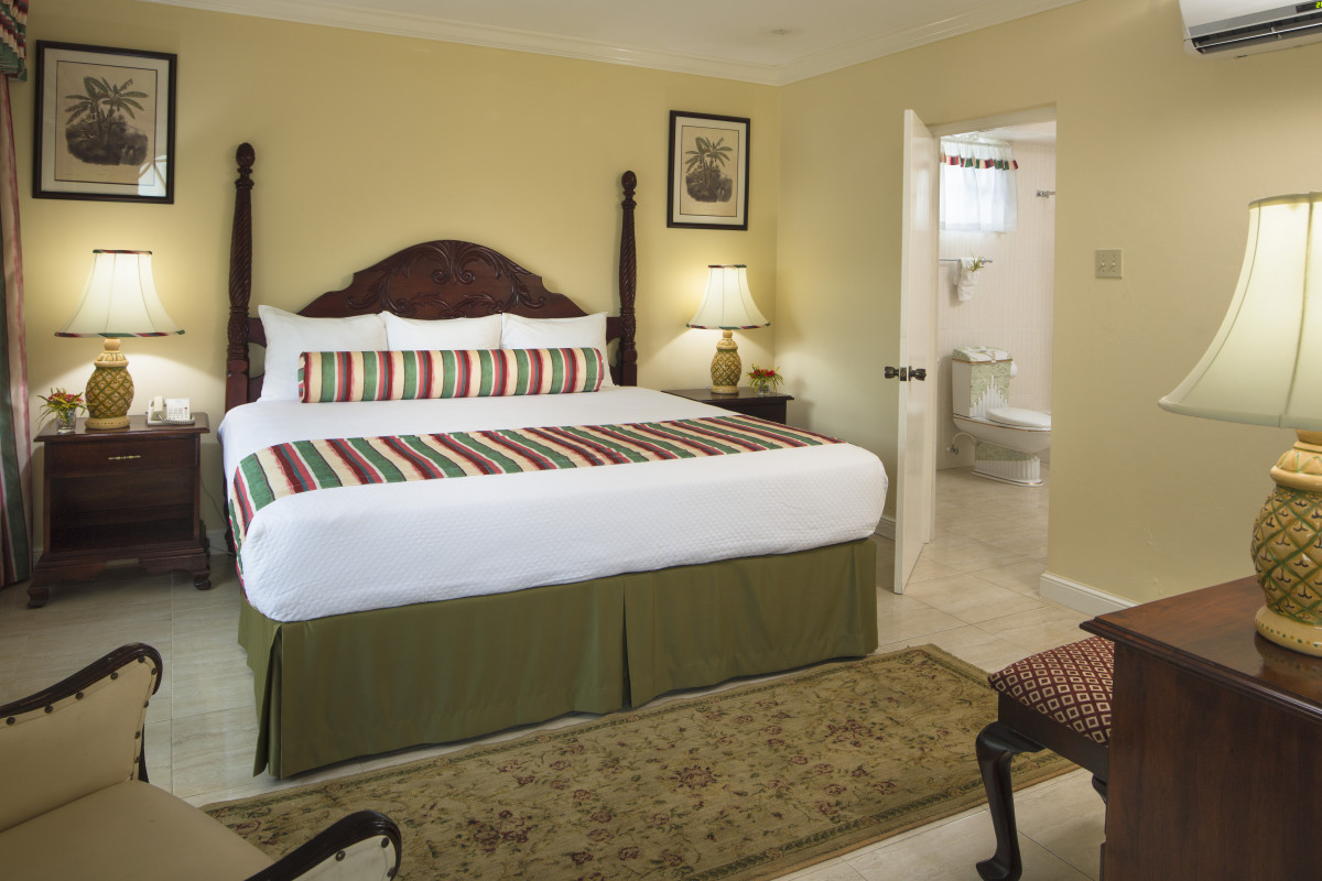 Seagarden Beach Resort 4*
