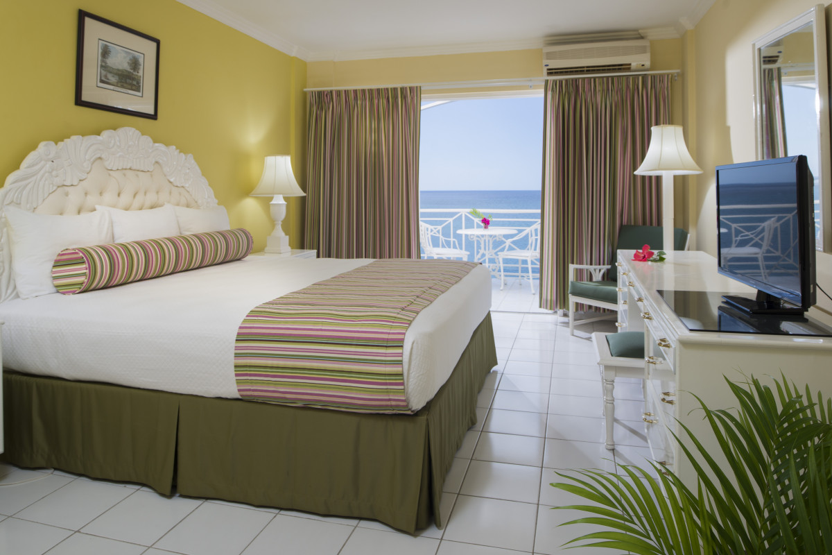 Seagarden Beach Resort 4*