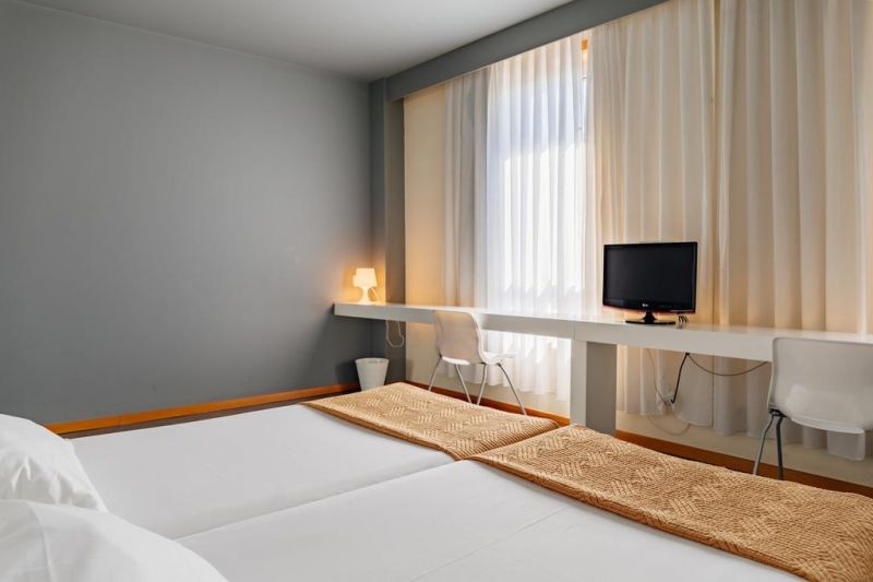 Basic Braga By Axis 3*