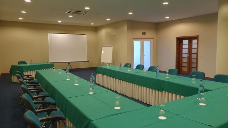 Golden Tulip Braga Hotel 4*