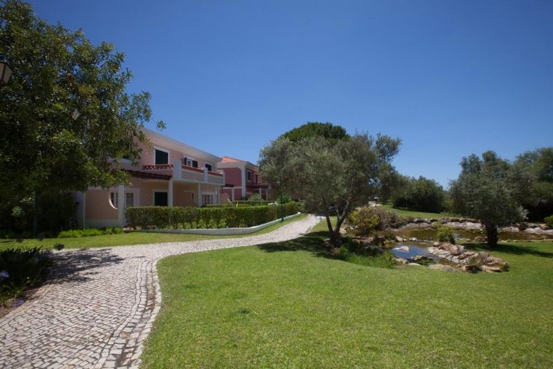 Longevity Cegonha Country Club 4*