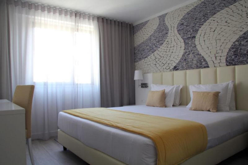 Masa Hotel Almirante 3*