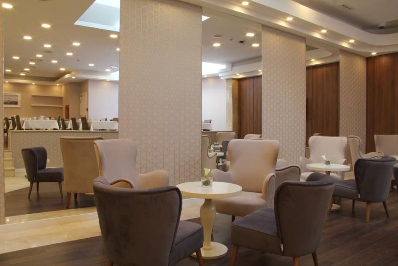 Masa Hotel Almirante 3*