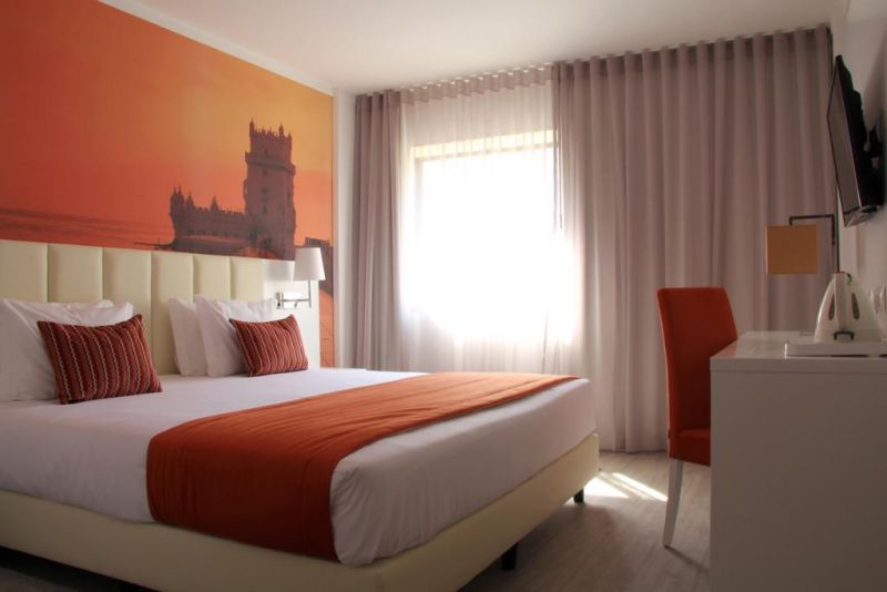 Masa Hotel Almirante 3*