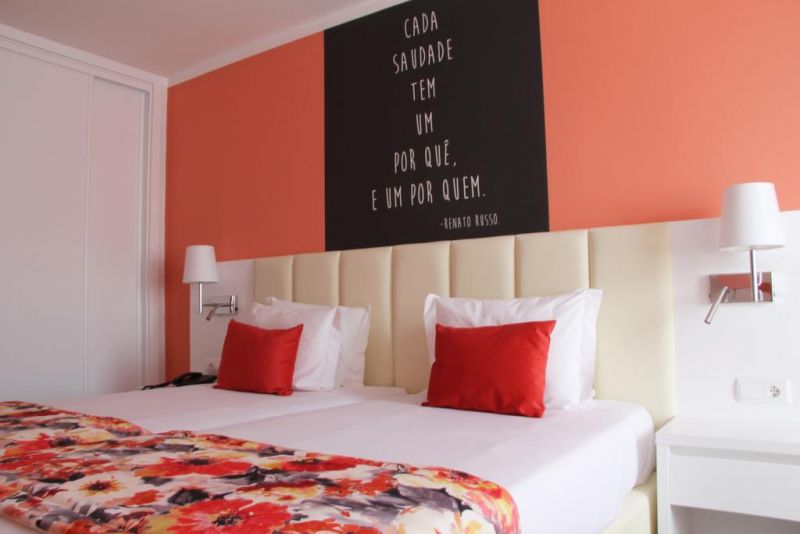 Masa Hotel Almirante 3*