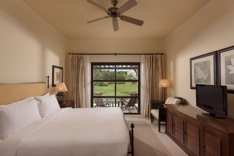 Pine Cliffs Residences A Luxury Collection 5*