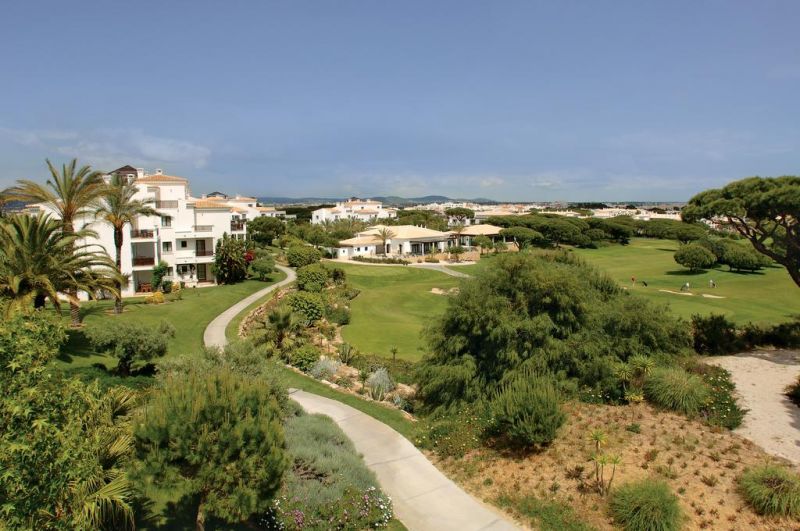 Pine Cliffs Resort 5*
