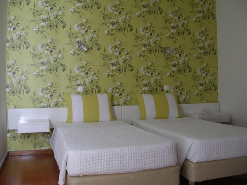 Praia Dourada 3*