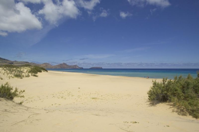 Praia Dourada 3*