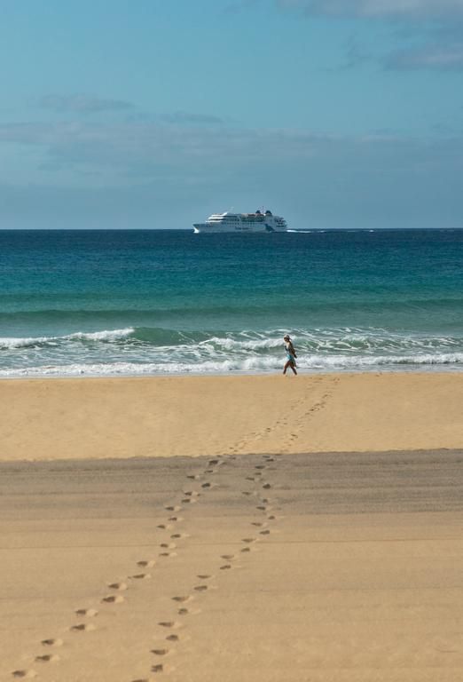 Praia Dourada 3*
