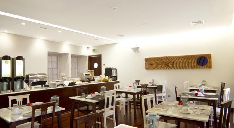 Ribeira Do Porto Hotel 3*