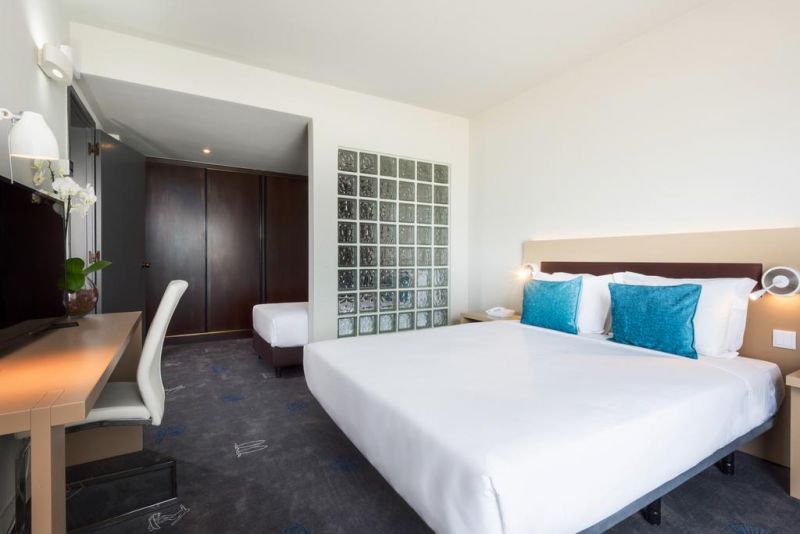 Tryp Lisboa Caparica Mar 4*