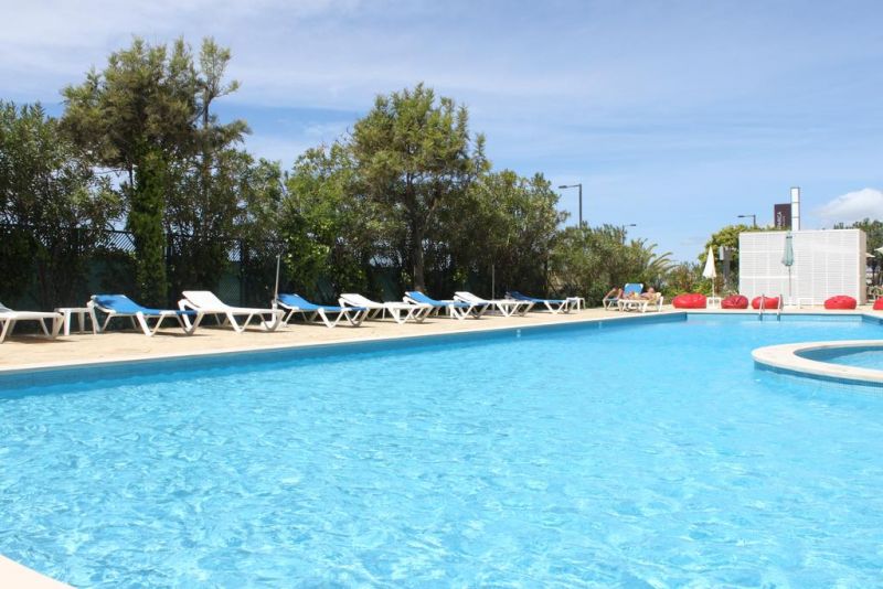 Tryp Lisboa Caparica Mar 4*