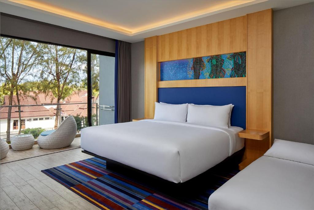 Aloft Langkawi Pantai Tengah 5*