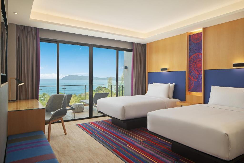 Aloft Langkawi Pantai Tengah 5*