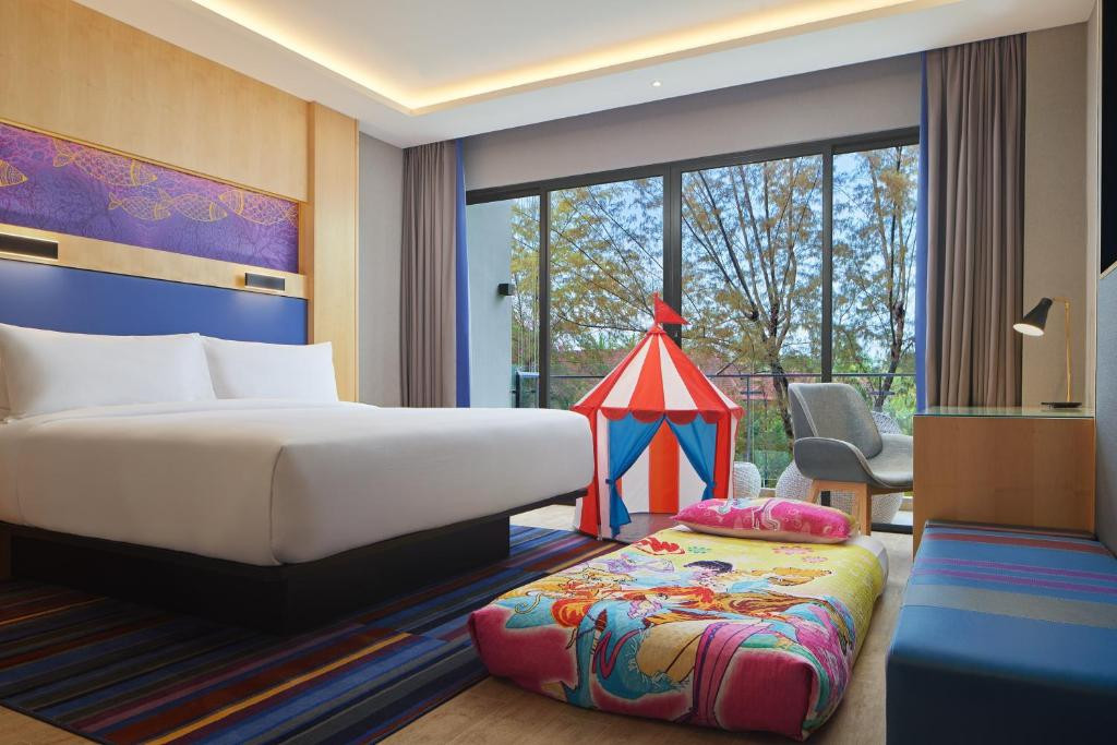 Aloft Langkawi Pantai Tengah 5*
