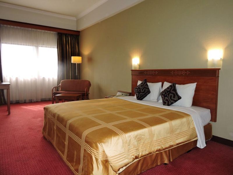 Grand Continental Kuching 3*