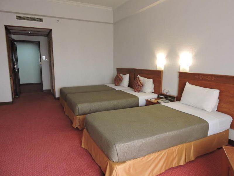 Grand Continental Kuching 3*