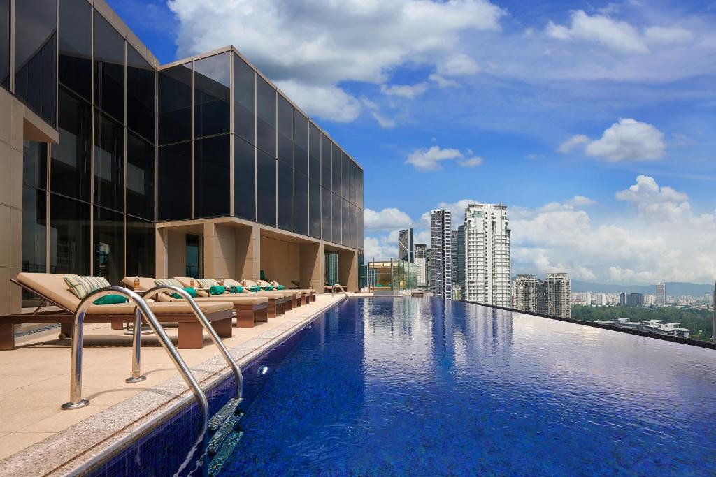 Pavilion Hotel Kuala Lumpur 5*