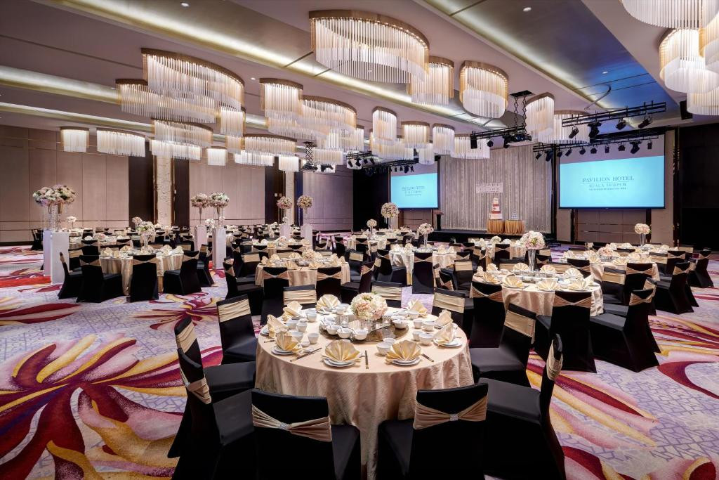 Pavilion Hotel Kuala Lumpur 5*