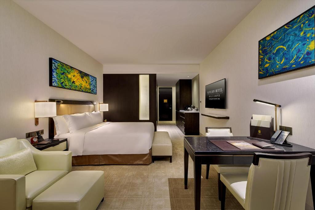 Pavilion Hotel Kuala Lumpur 5*