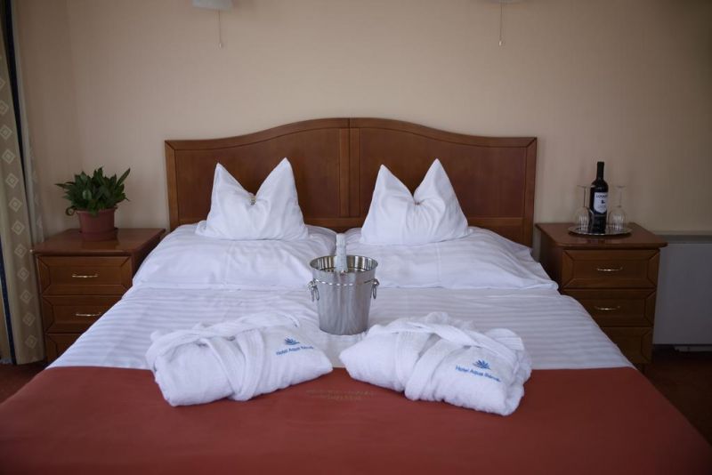 Aqua Hotel 3*